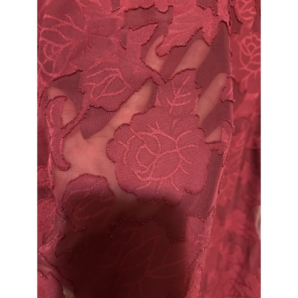 Torrid Abbey Chiffon Clip Floral Red Top Plus Size 1X Sheer Christmas Layering - Picture 2 of 6